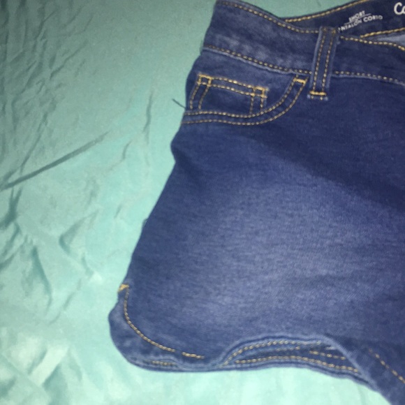 Girl jean shorts - Picture 3 of 5